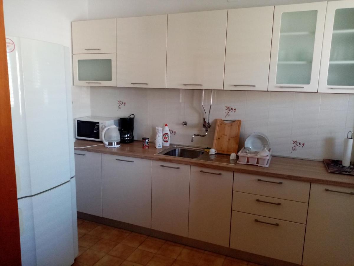Pave Apartment Betina  Esterno foto